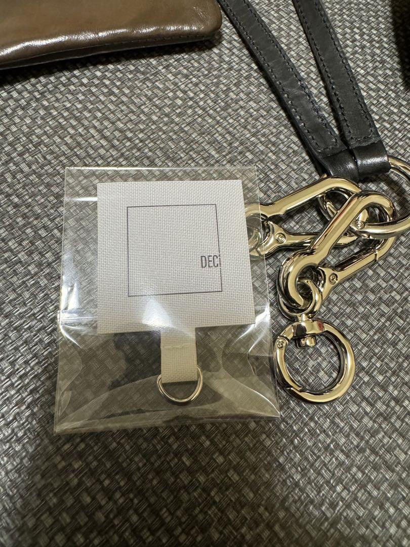 「DECI」　「OVY」