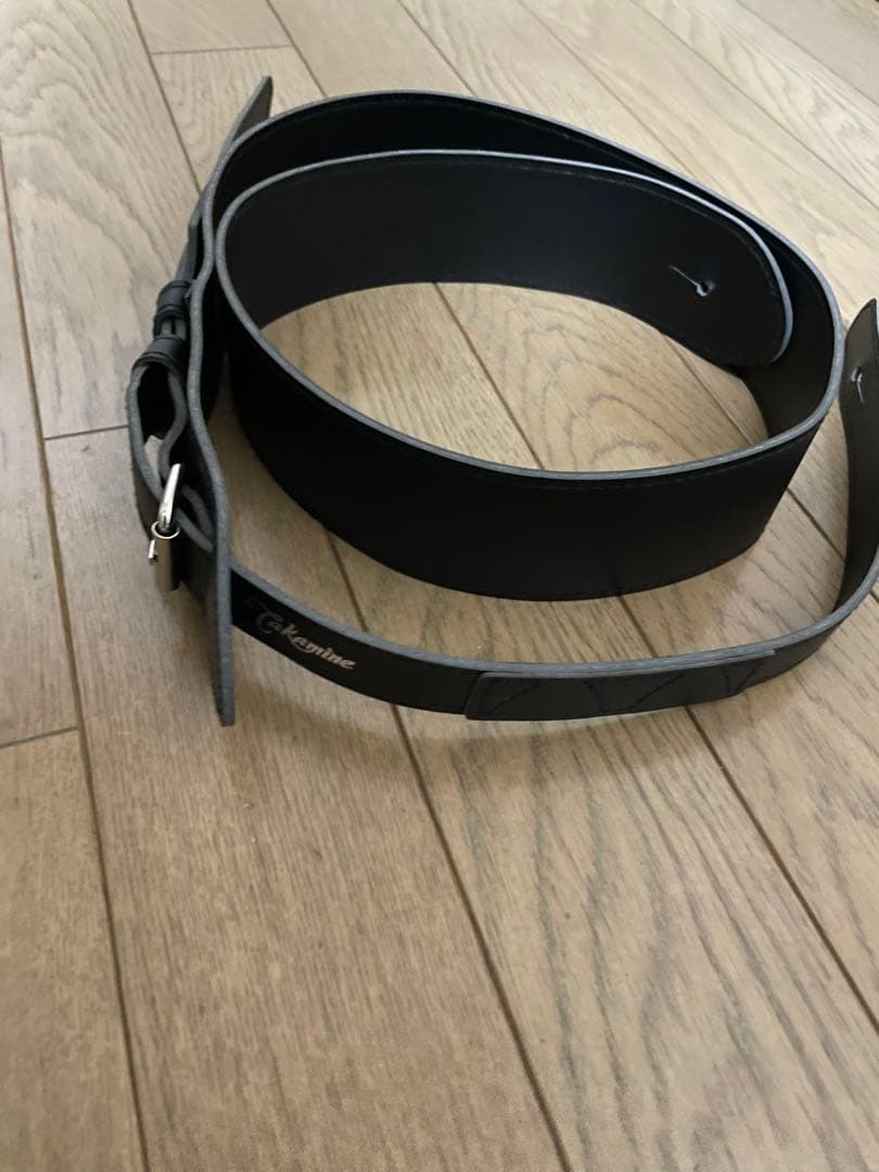 送料無料 SELDER ストラトキャスター ケースとストラップ付き エレキ