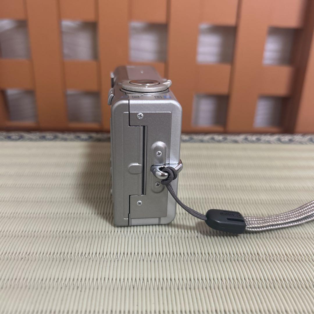 Canon IXY DIGITAL 55 デジタルカメラ シルバー　ジャンク Canon IXY DIGITAL 55 デジタルカメラ シルバー ジャンク - メルカリ