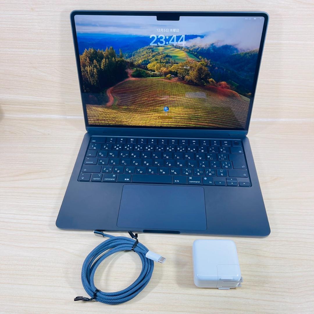 P97 美品 Apple MacBook Air M3 8GB 256GB