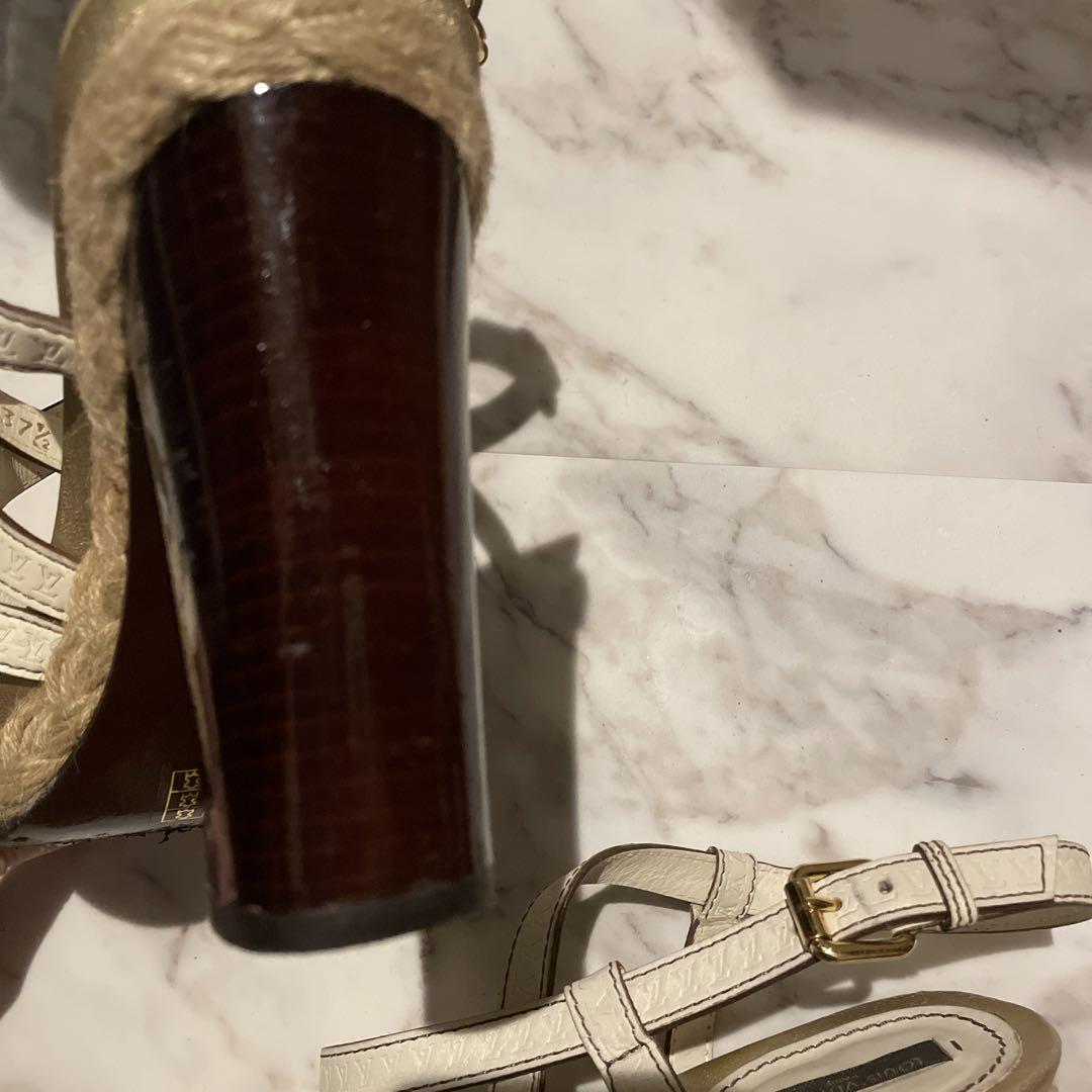 Louis VUITTON】ロゴデザイン レザーサンダル