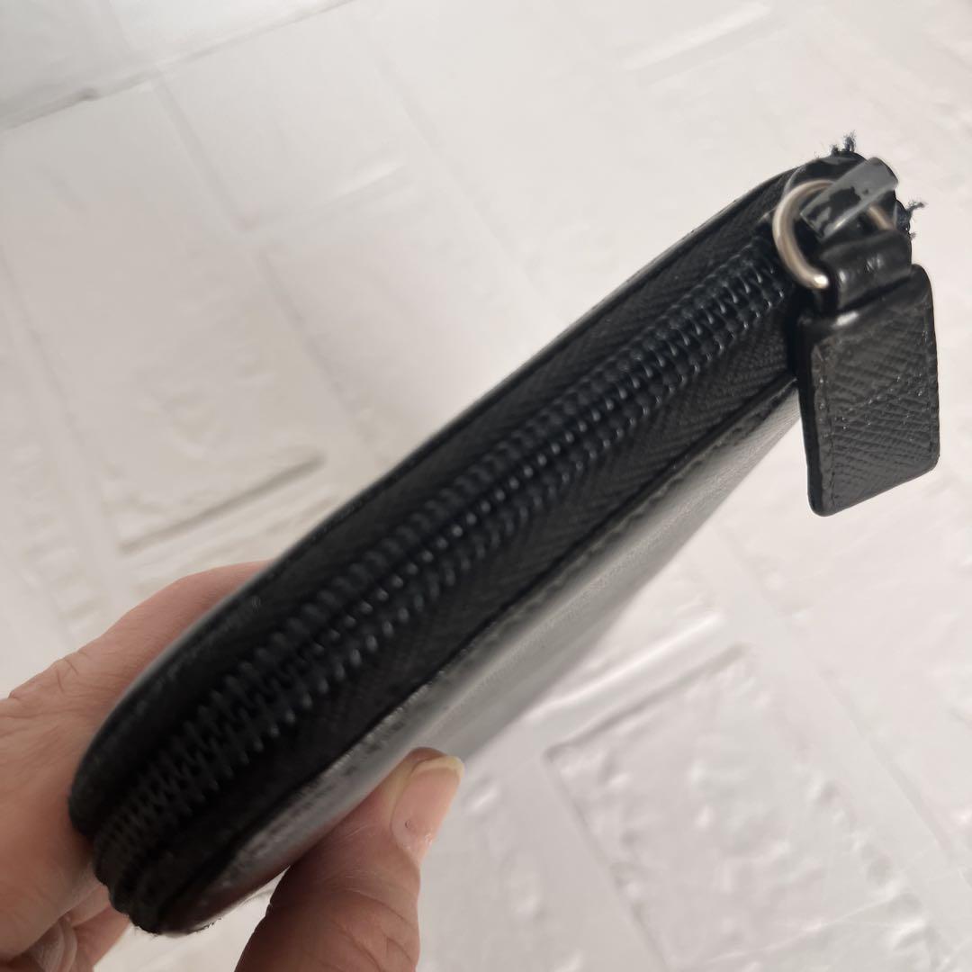 良品✨PRADA ラウンドファスナー　長財布　三角ロゴ　メンズ　ブラック