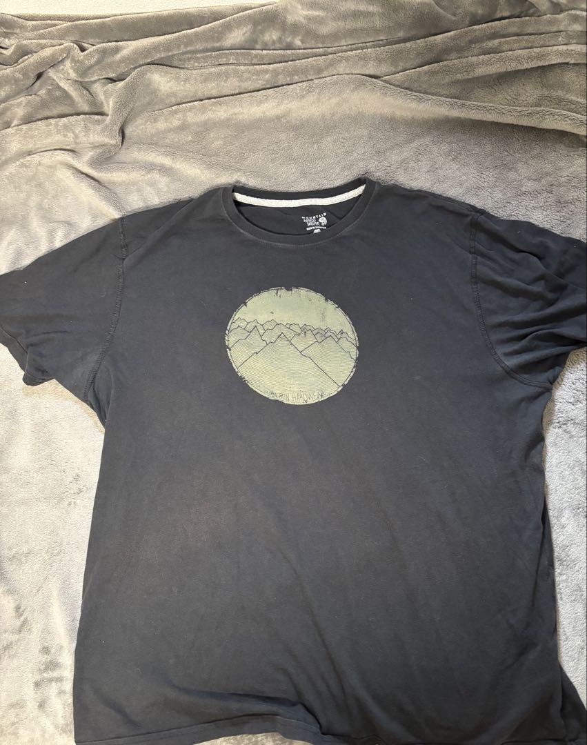 MOUNTAIN HARDWEAR 黒 Tシャツ 山デザイン