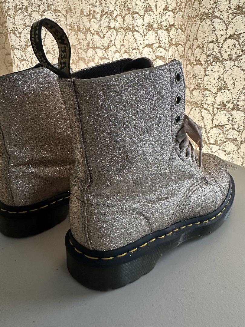 Dr.Martens Jadon Max Silver Metallic Tumble SILVER 23FW-I