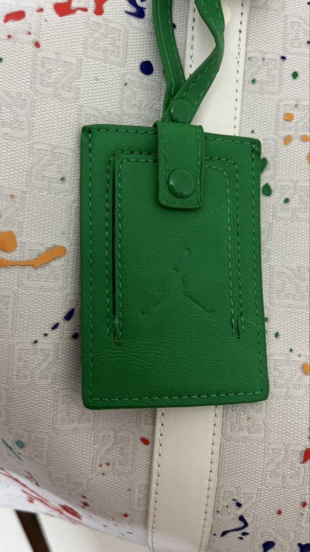 ジョーダン モノグラム ダッフル　ボストン　ショルダー　バッグ　ホワイト　カラー NIKE】ジョーダン モノグラム 2WAY ダッフルバッグ (Nike