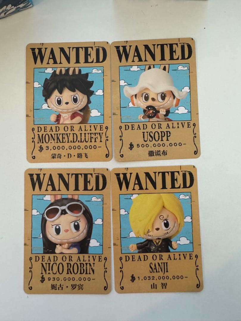 labubu ラブブ ワンピース コラボ フィギュア 4体セット