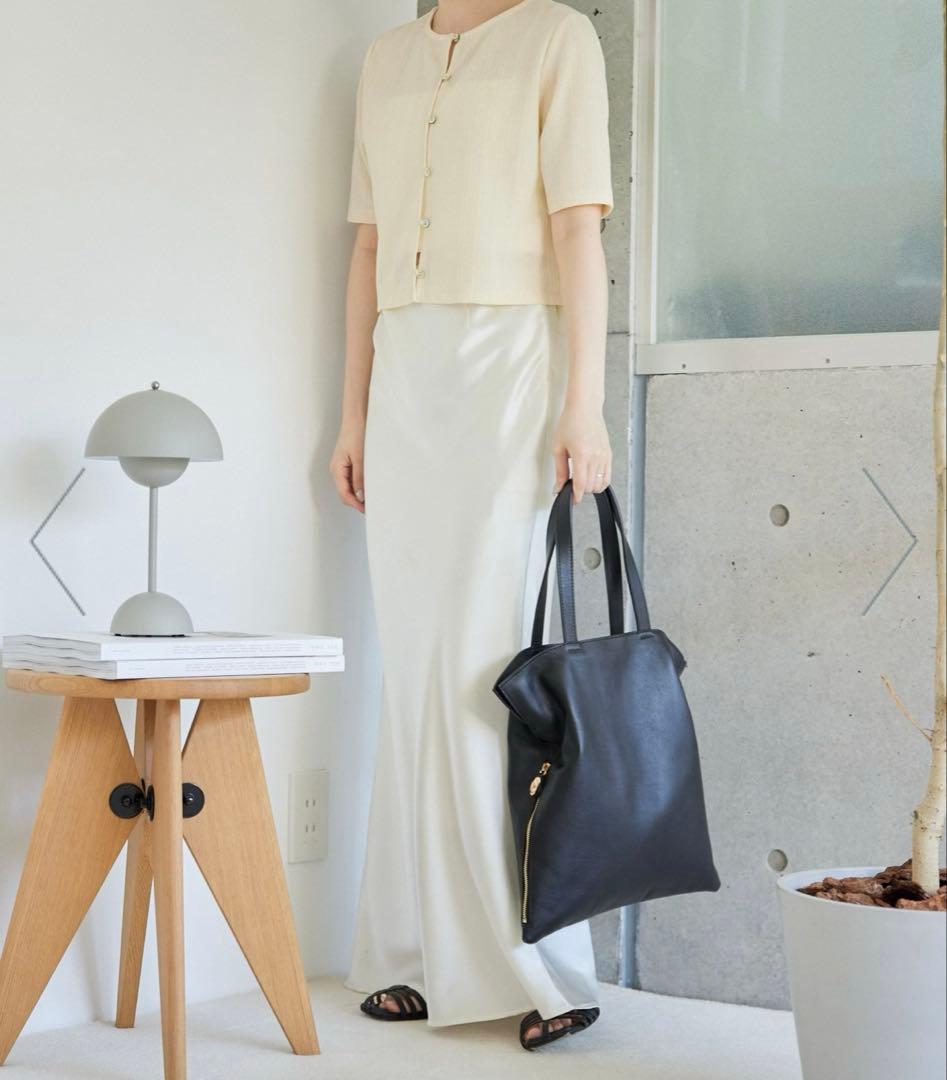 新品同様✨️gemeil 巾着 トートバッグ A4 ブラック