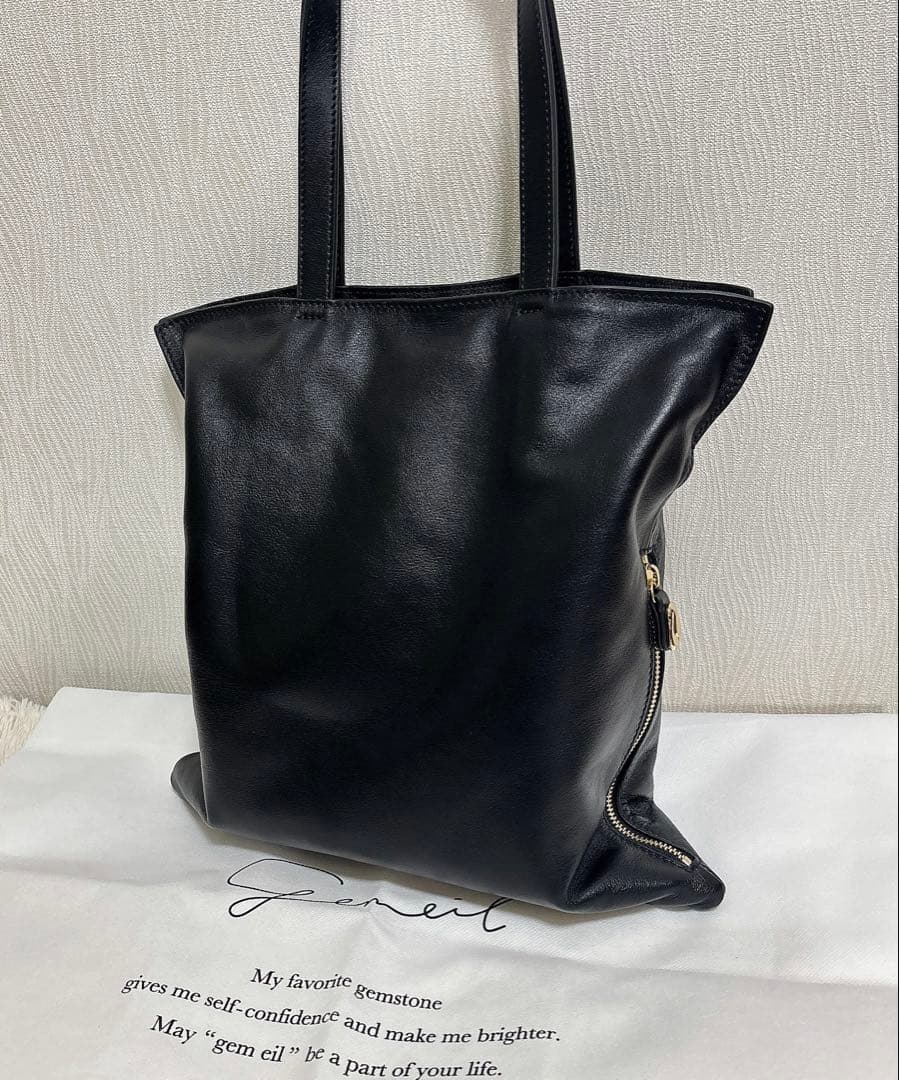 新品同様✨️gemeil 巾着 トートバッグ A4 ブラック