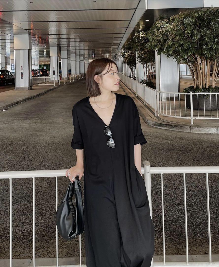 ETRE TOKYO Vネックリラクシーオールインワン
