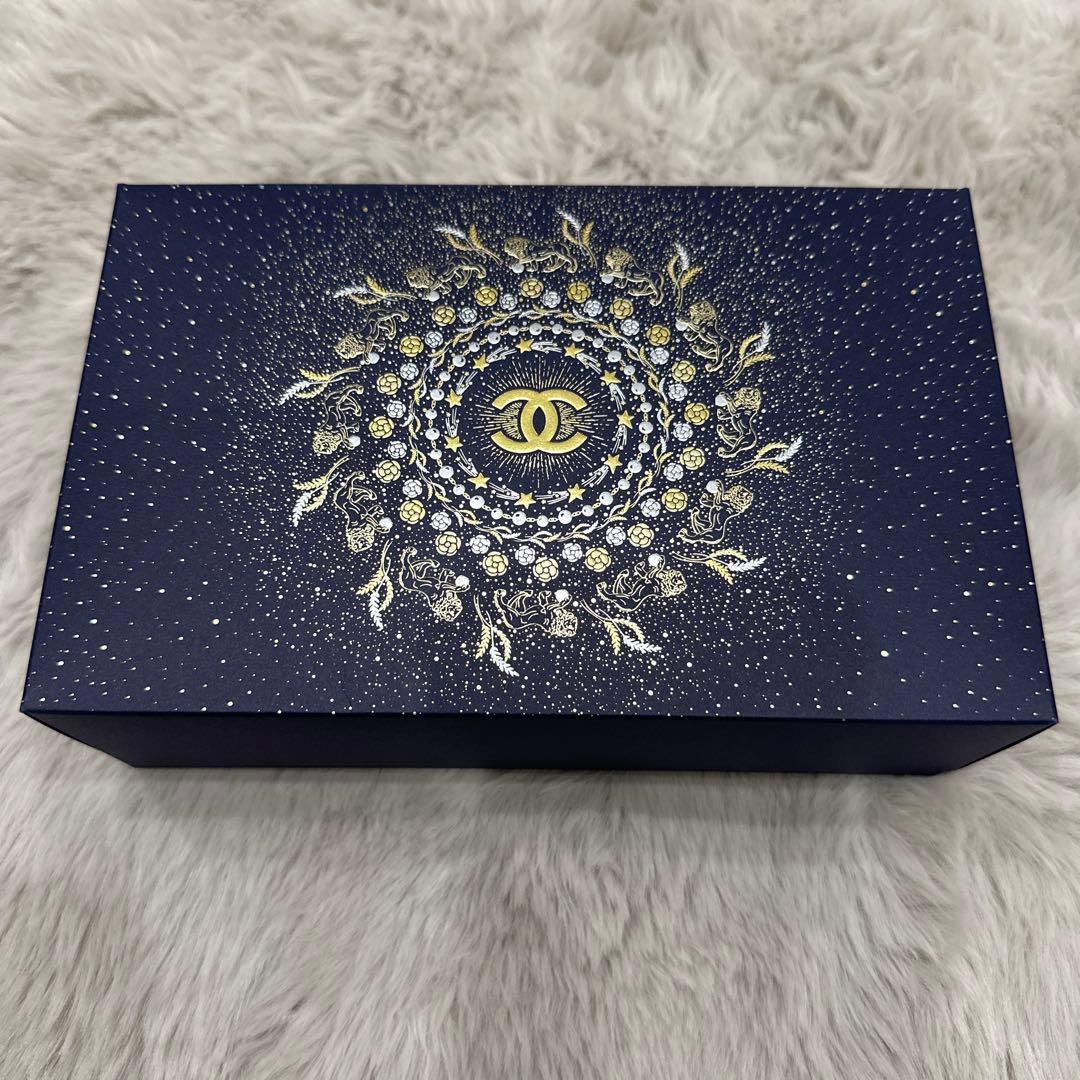 CHANEL シャネル ホリデーコフレ2025 ポーチのみ