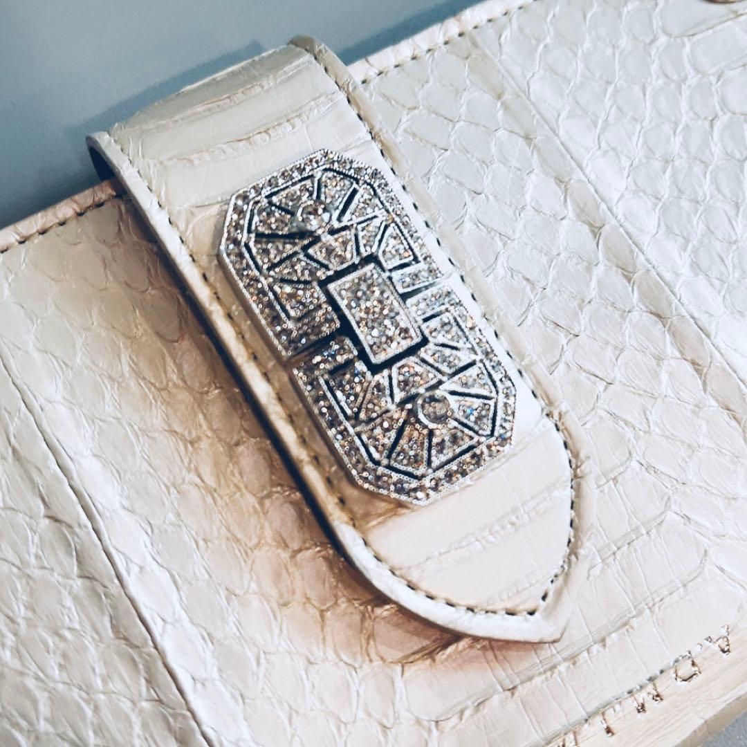 スネークレザー