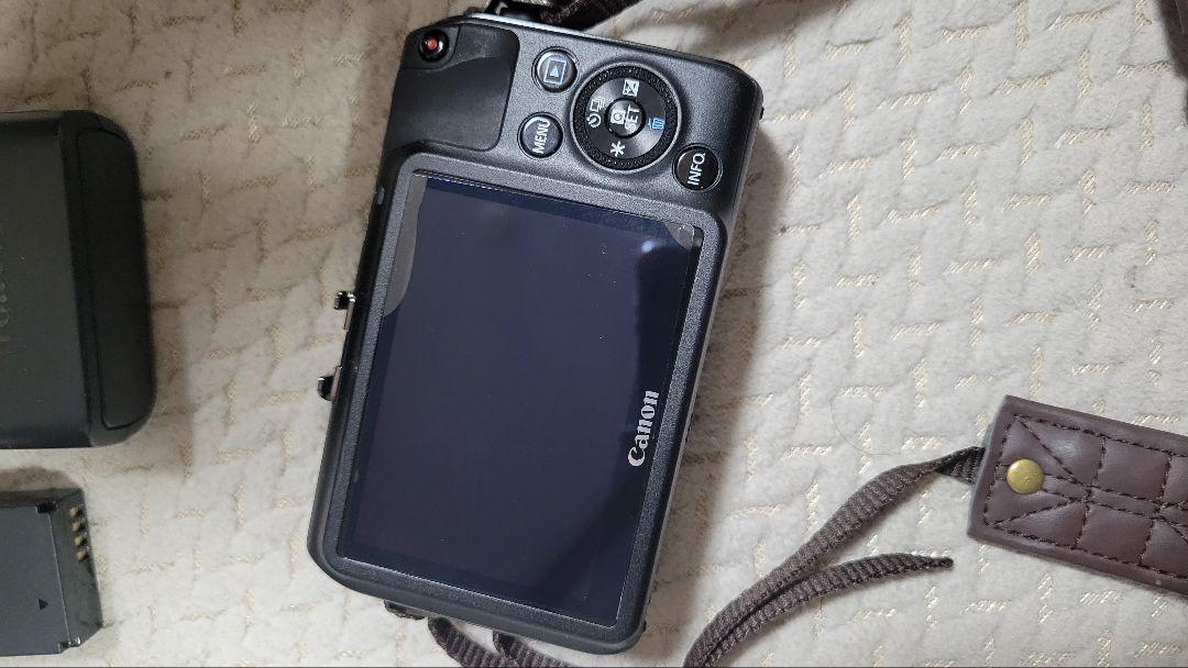 【Tsuki】Canon ミラーレス一眼カメラ EOS M