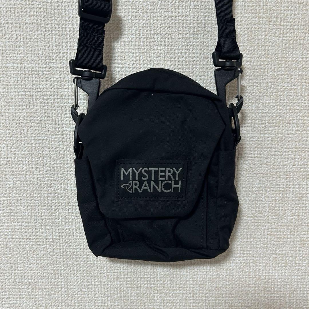 【未使用に近い】ミステリーランチ MYSTERY RANCHミニショルダーバッグ ミステリーランチ Mystery Ranch ミニショルダーバッグ 2L Bop