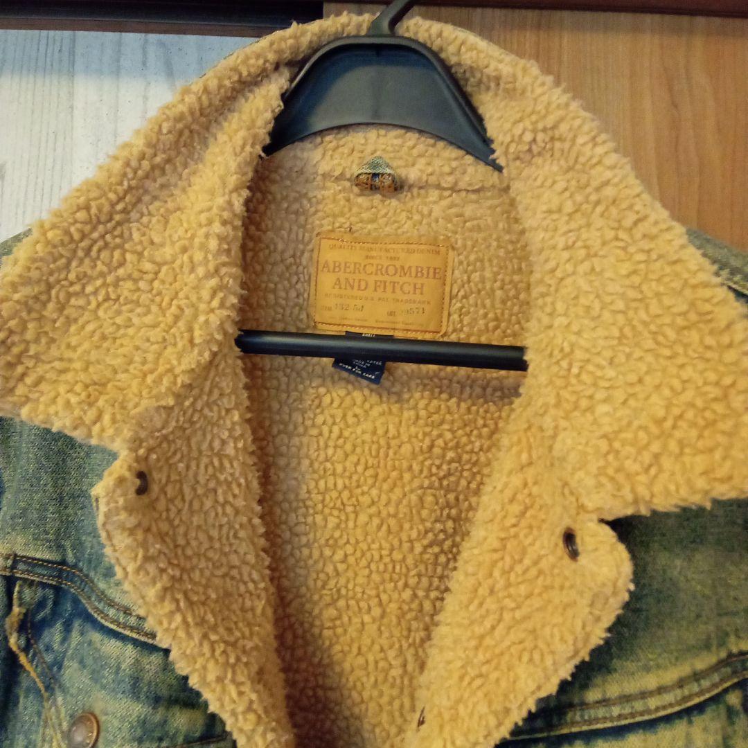 レア中古品Abercrombie and Fitch ボアデニムジャケット