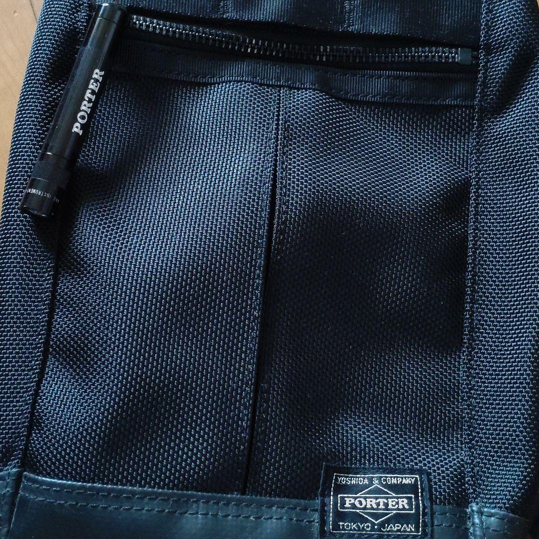 吉田カバン　PORTER　ヒートボディバッグ