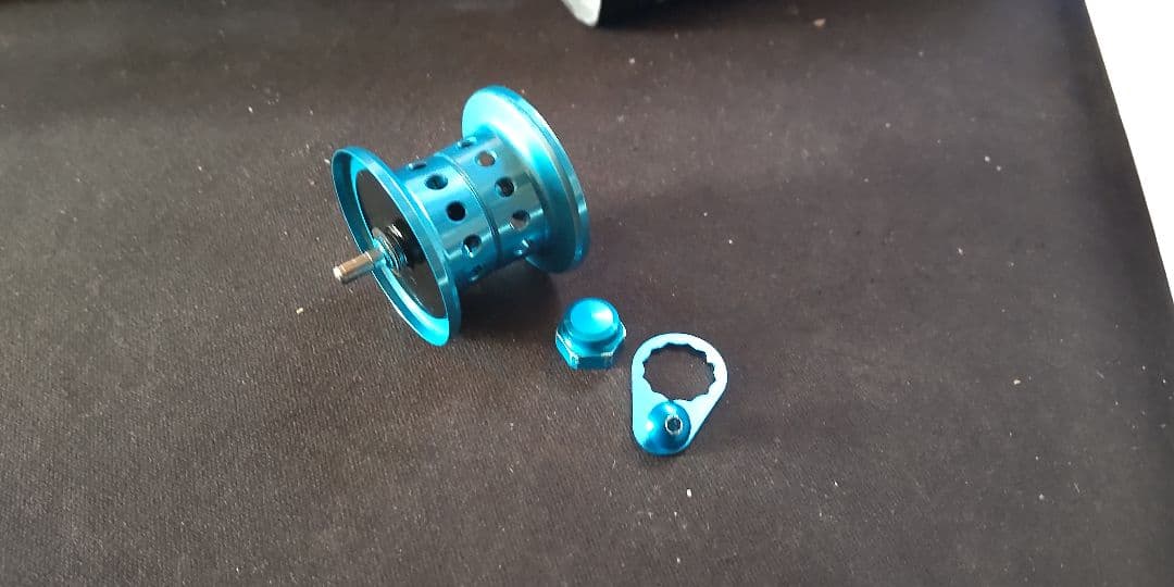 16レボ LTX BF8 KTF KAHENネオスプール32mmAbu Garcia