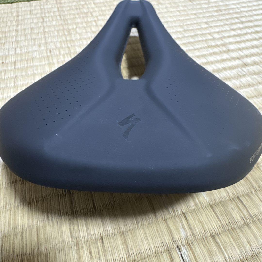 スペシャライズド サドル 純正