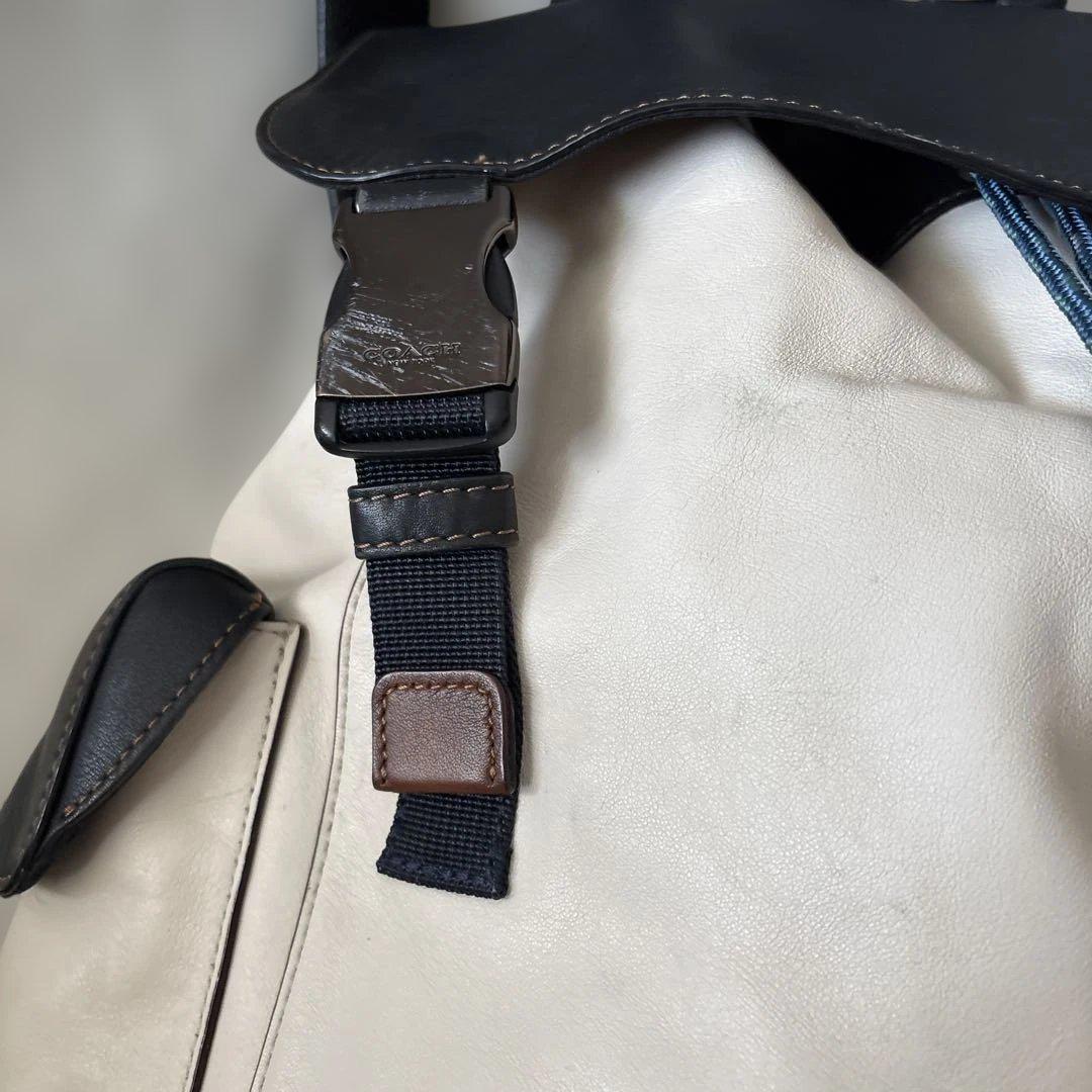 COACH コーチ　リビングトン リュック A4可　白黒　バイカラー COACH コーチ リビングトン リュック A4可 白黒 バイカラー