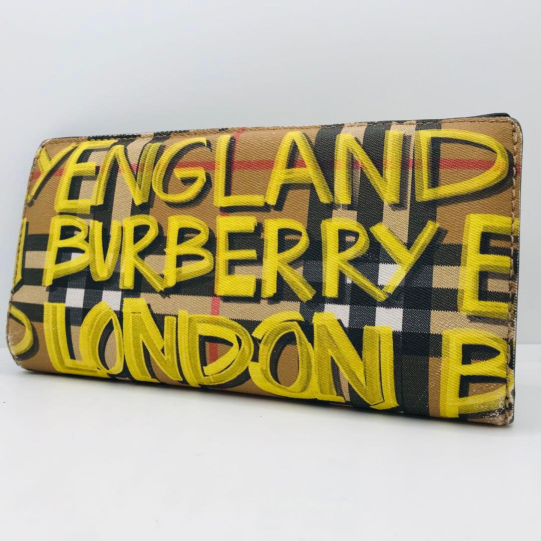 BURBERRY グラフティ 長財布 ロゴプリント PVC 最新