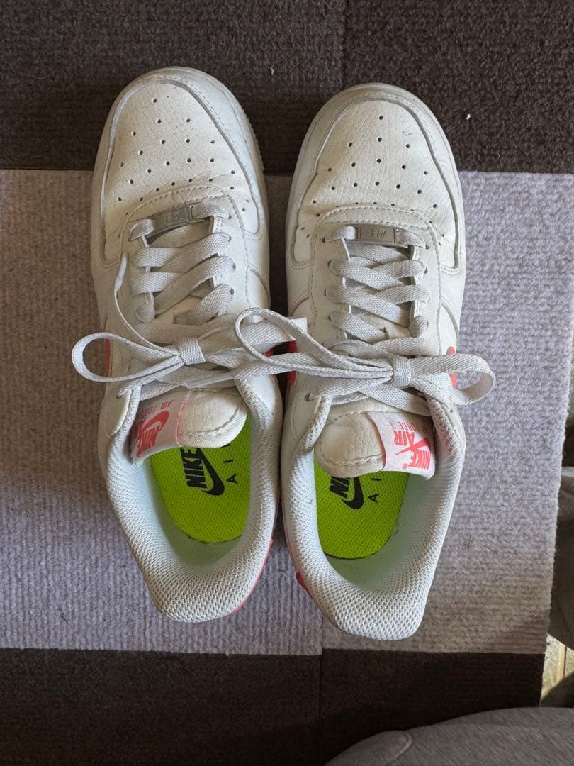 NIKE AIRFORCE 1 07 ピンク