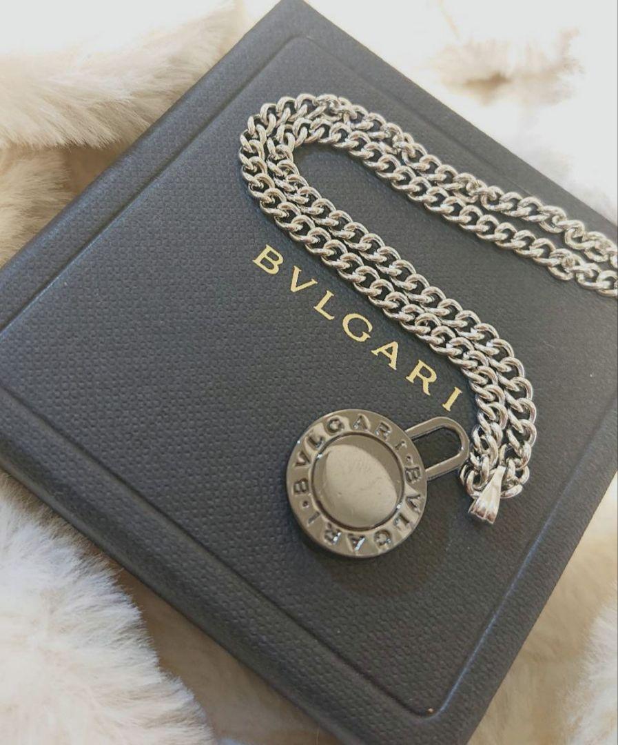 正規 未使用】BVLGARI ロゴ刻印 黒銀チャーム/3㎜ネックレス