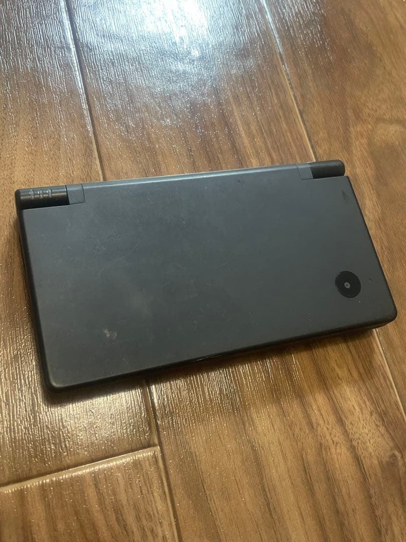 ニンテンドーDSi 本体 ブラック 充電器付き任天堂 UP786_INFO