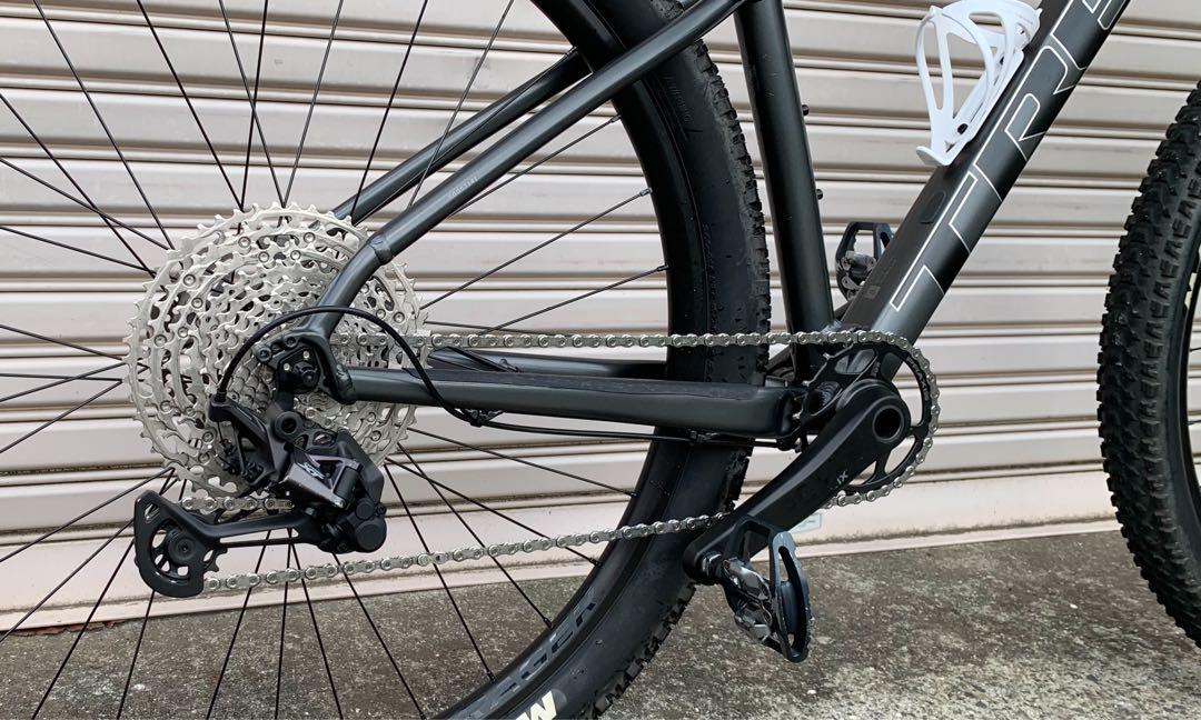 マウンテンバイク　TREK X-Caliber 8