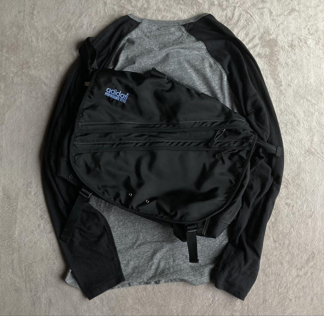 バッグ 80s adidas vintage sling messenger bag