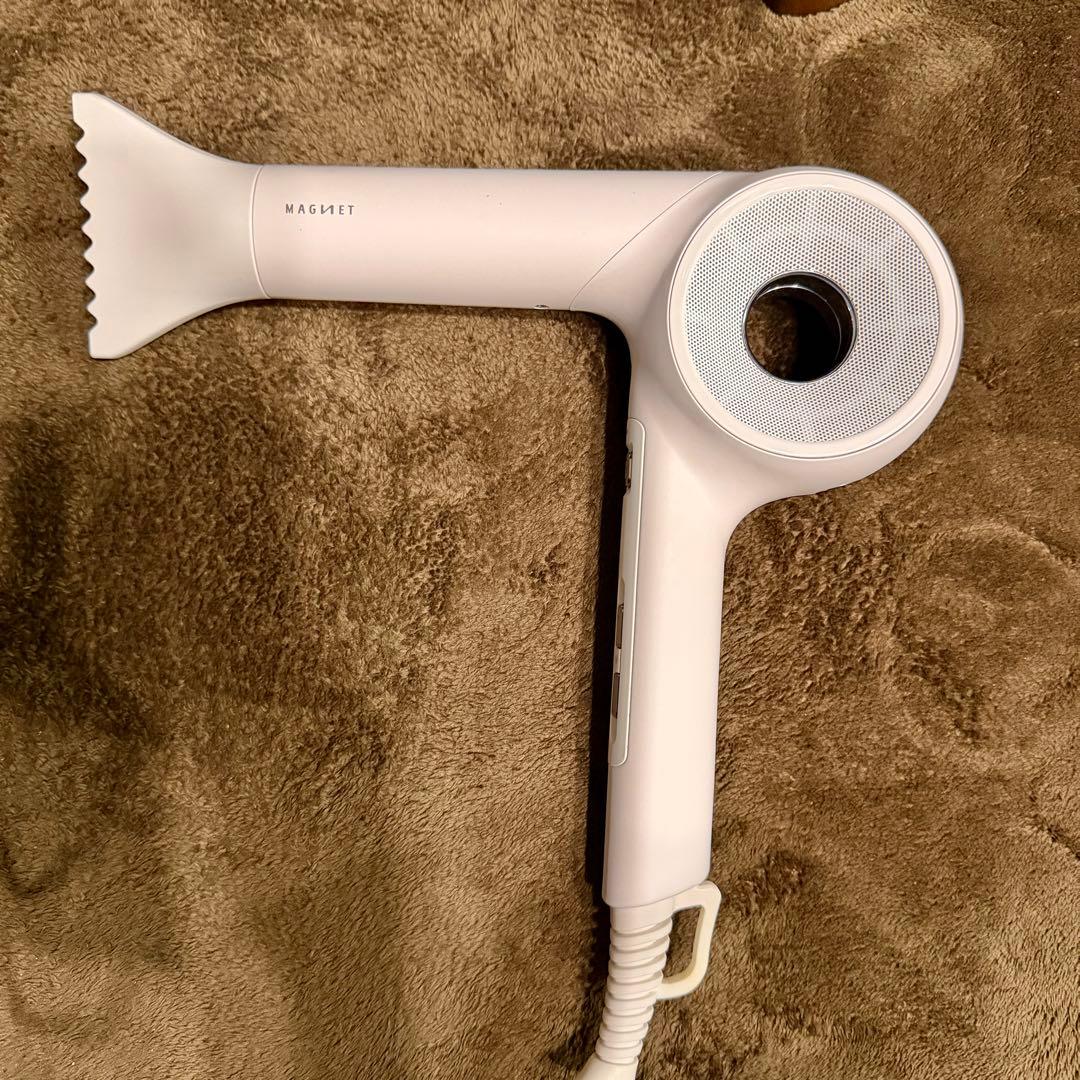 ホリスティックキュアーズマグネットヘアプロ ホワイト HCD-G08CWmagneT