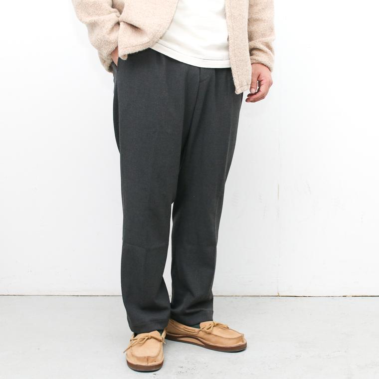 新品 メイプル melple ウィンターキャット 1タックパンツ チャコール L