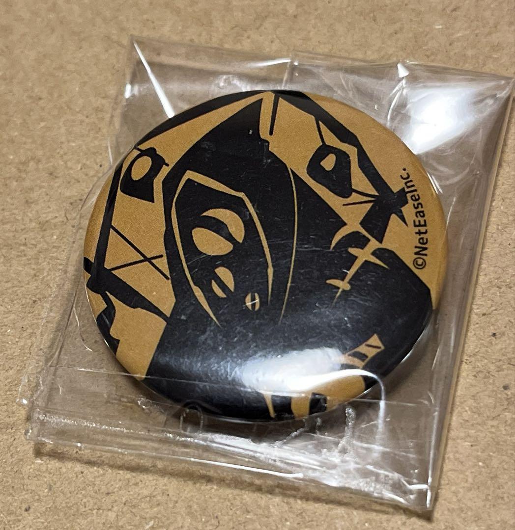 第五人格 缶バッジ 写真家 泣き虫 囚人 黄衣の王 IDENTITY V】黄衣の王 ハスター 缶バッジ - メルカリ
