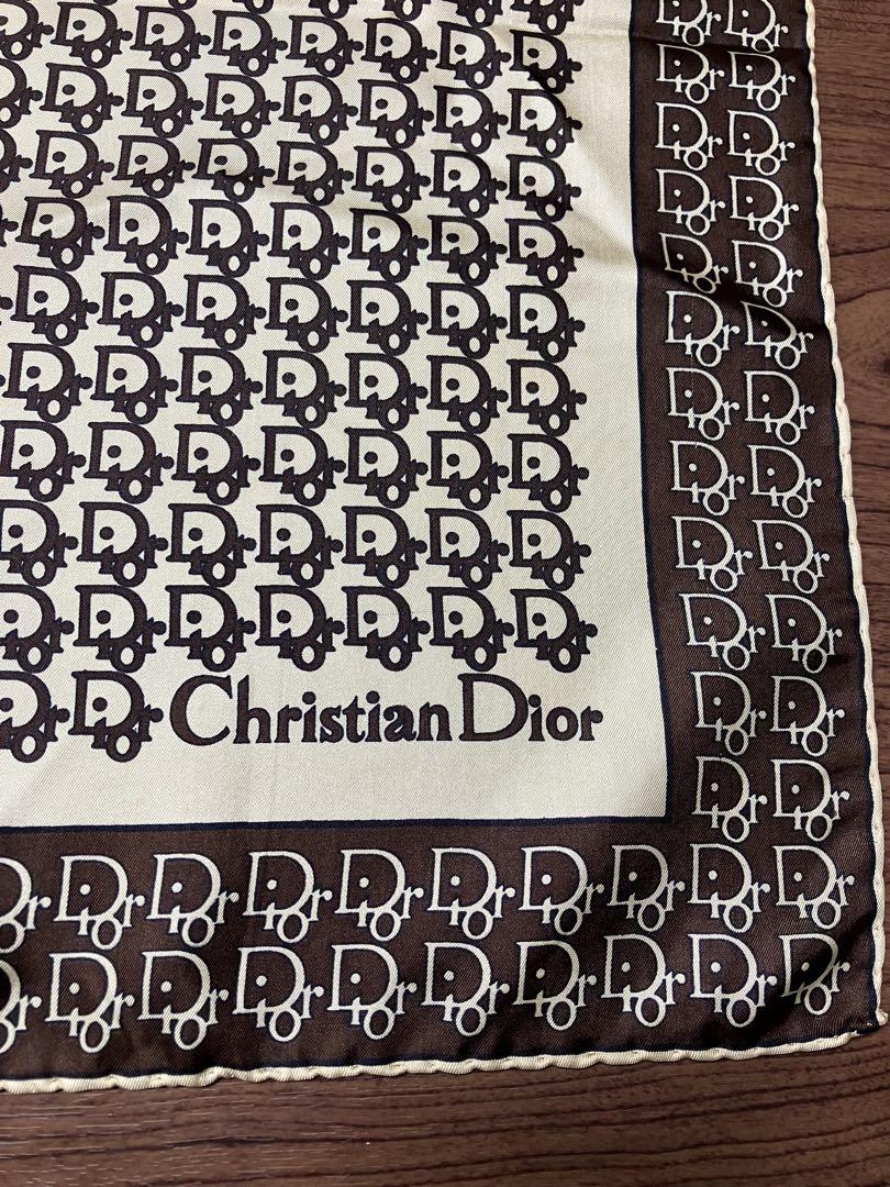 Christian Diorクリスチャンディオール トロッター柄 シルクスカーフ