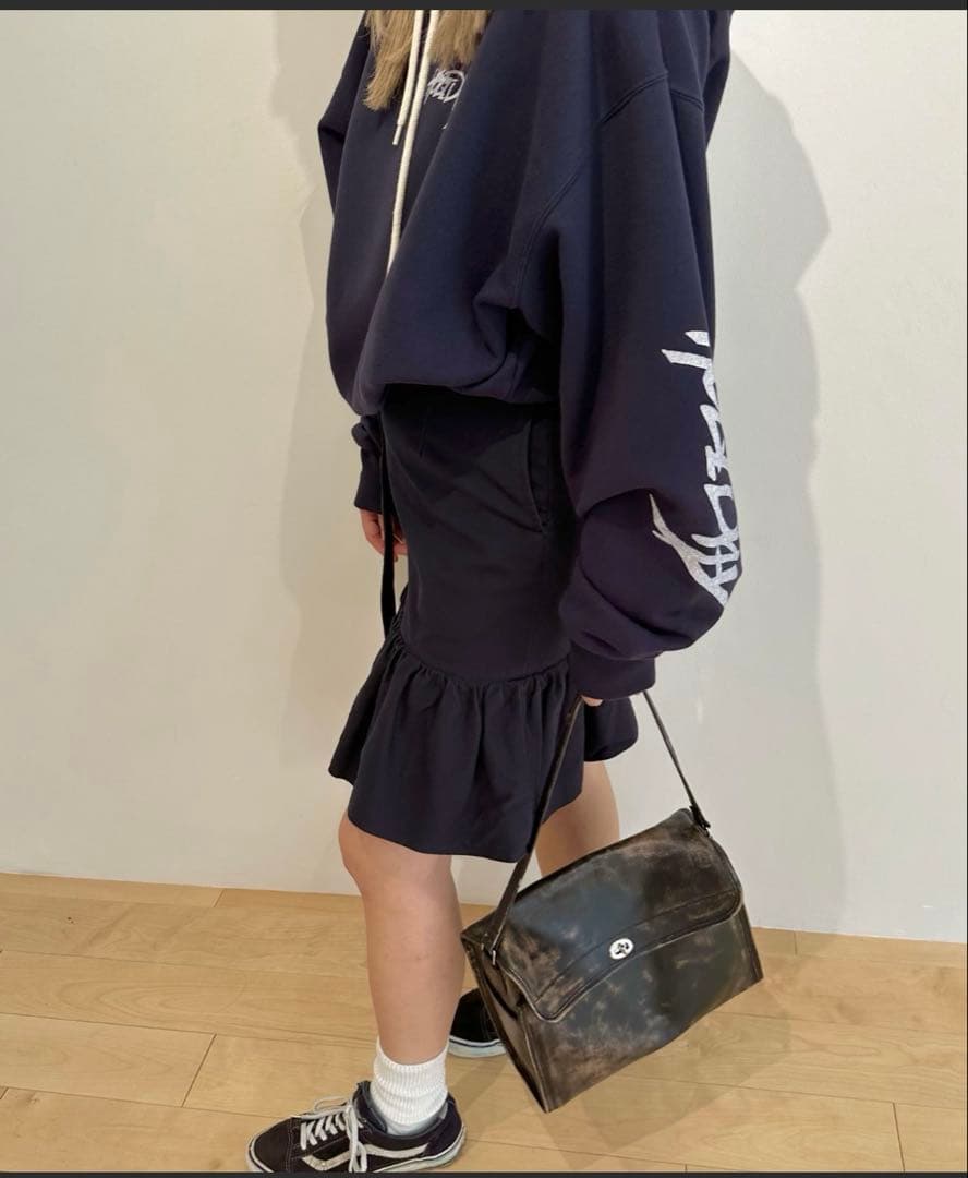 値下げ!HOLIDAY レザーフラップバッグ ブラウン 11月15日まで。 値下げ!HOLIDAY レザーフラップバッグ ブラウン 11月15日まで。