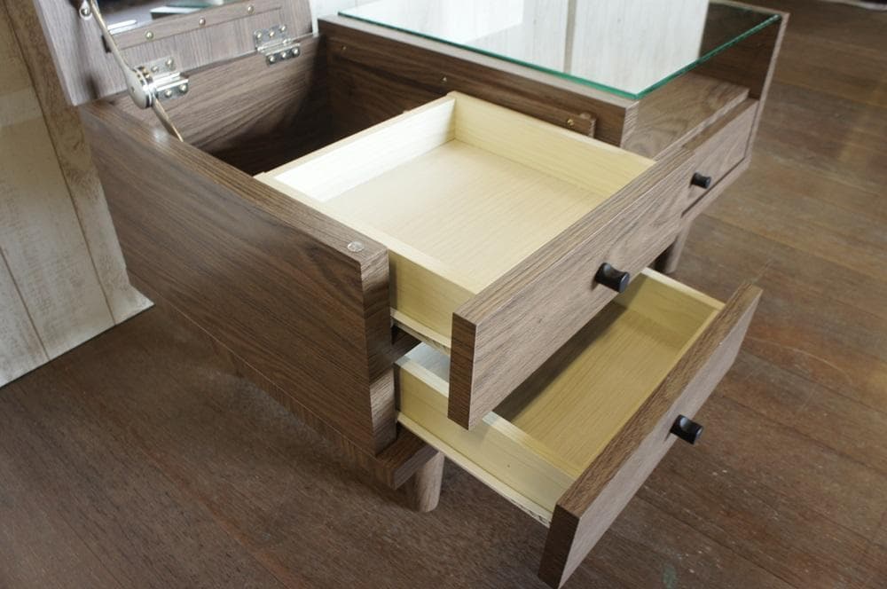 高品質 C170新品未使用アウトレット品80cm幅おしゃれなドレッサー