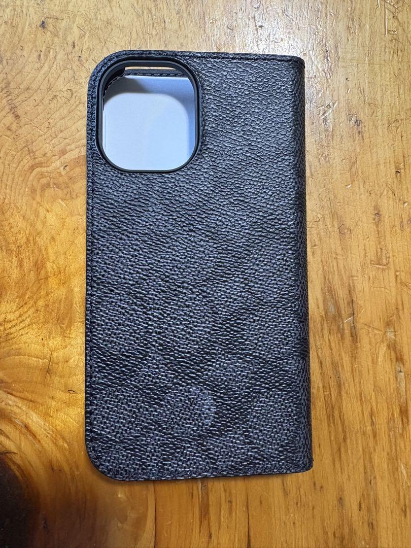 新品未使用　COACH iPhone16用　手帳型ケース