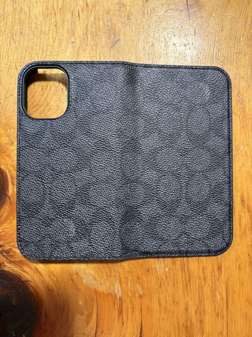 新品未使用　COACH iPhone16用　手帳型ケース