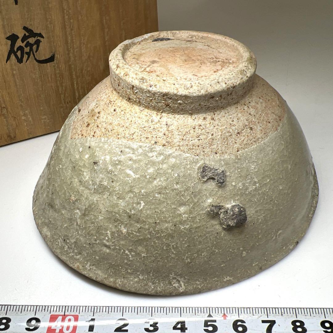⭐︎茶3 16世紀　宋胡緑　青磁茶碗　木箱付　幅約13.8㎝東Y7-0522④