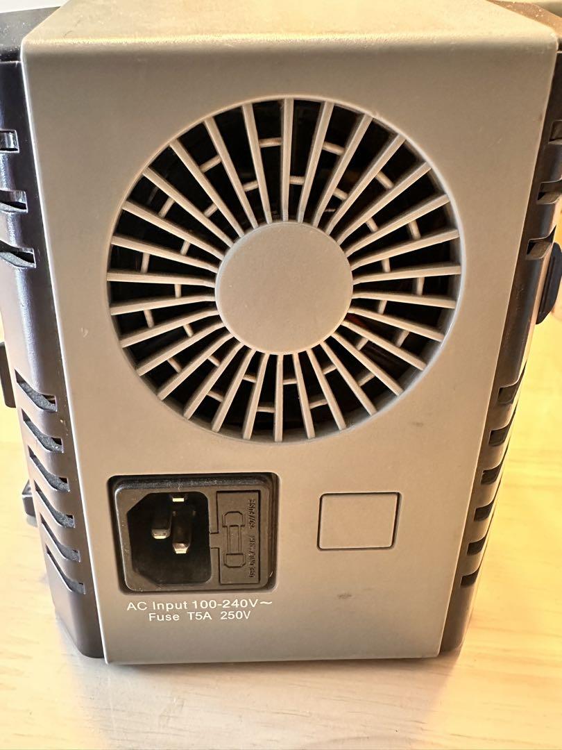VL-4S 同時充電式充電器