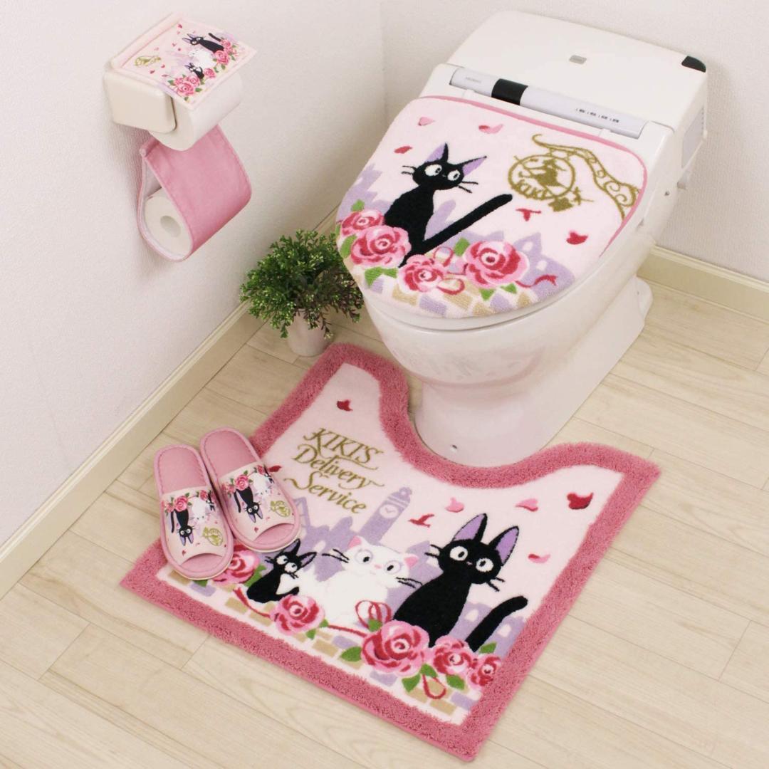 最新デザインの 【新品】魔女の宅急便 トイレマット 4点セット トイレマット ジジとデート - トイレ/バスマット 最新デザインの 【新品】魔女の宅急便 トイレマット 4点セット トイレマット ジジとデート - トイレ/バスマット