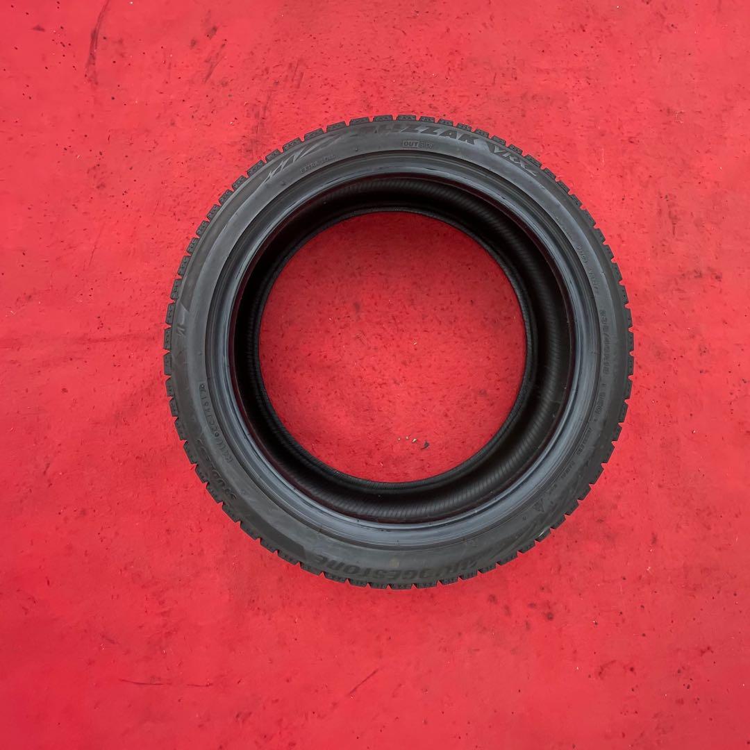 送料込★235/40R18 95QブリヂストンBLIZZAK VRX2バリ溝4本 送料込★235/40R18 95QブリヂストンBLIZZAK VRX2バリ溝4本