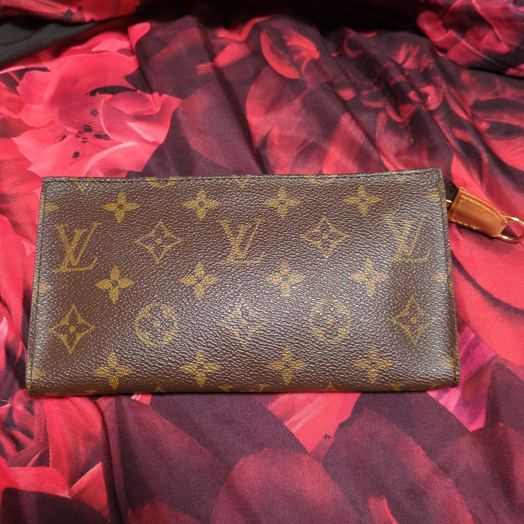 未使用LOUIS VUITTONモノグラムポーチ