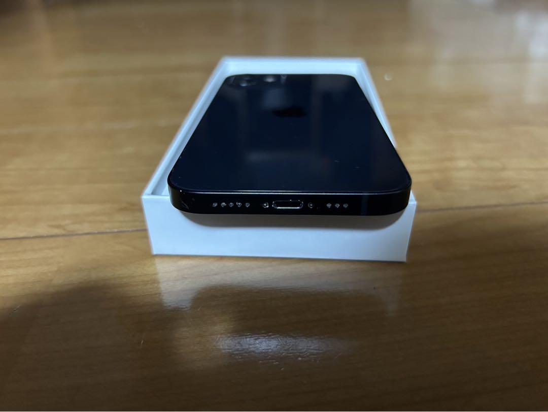 Apple iPhone 12 ブラック 本体　78%