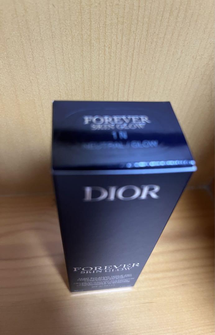ディオール　フォーエヴァー　フルイド　グロウ　リキッドファンデ　1N dior