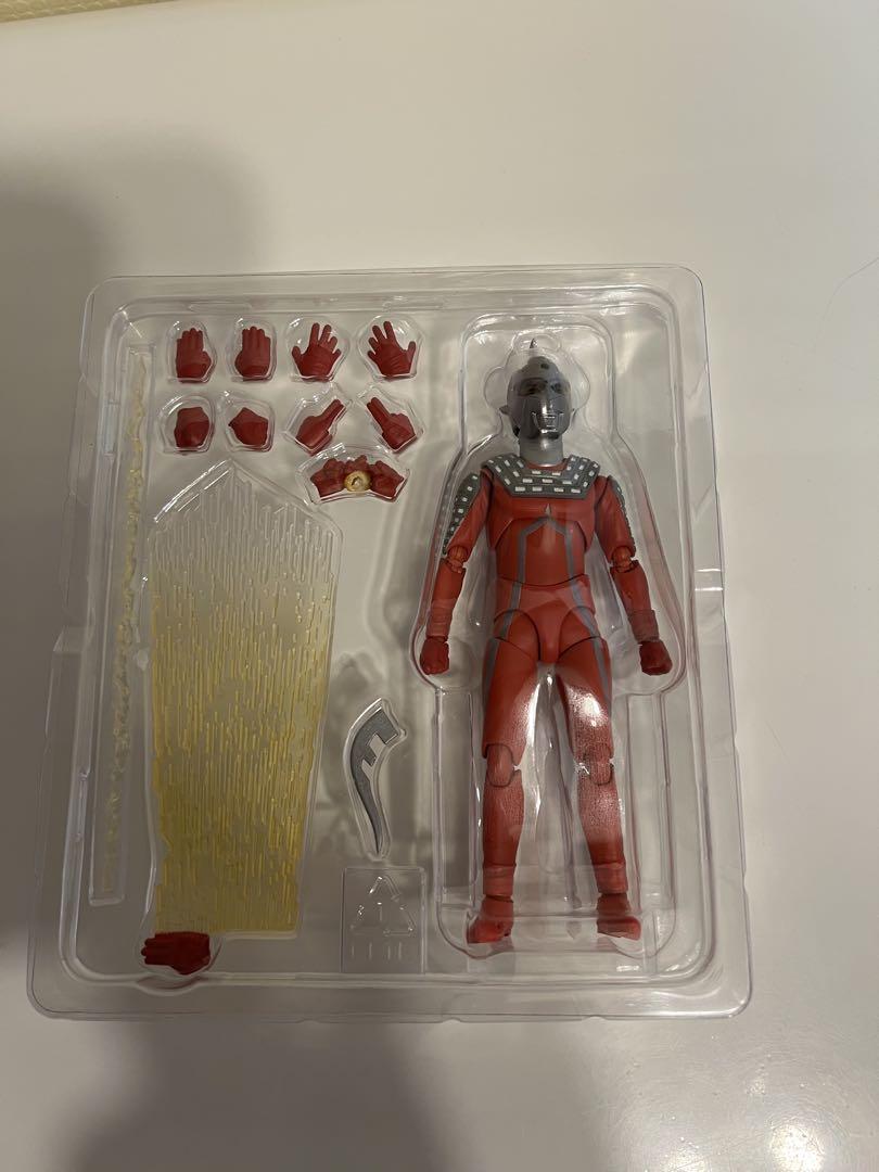 SHFiguartsウルトラマンセブン、エレキングセット