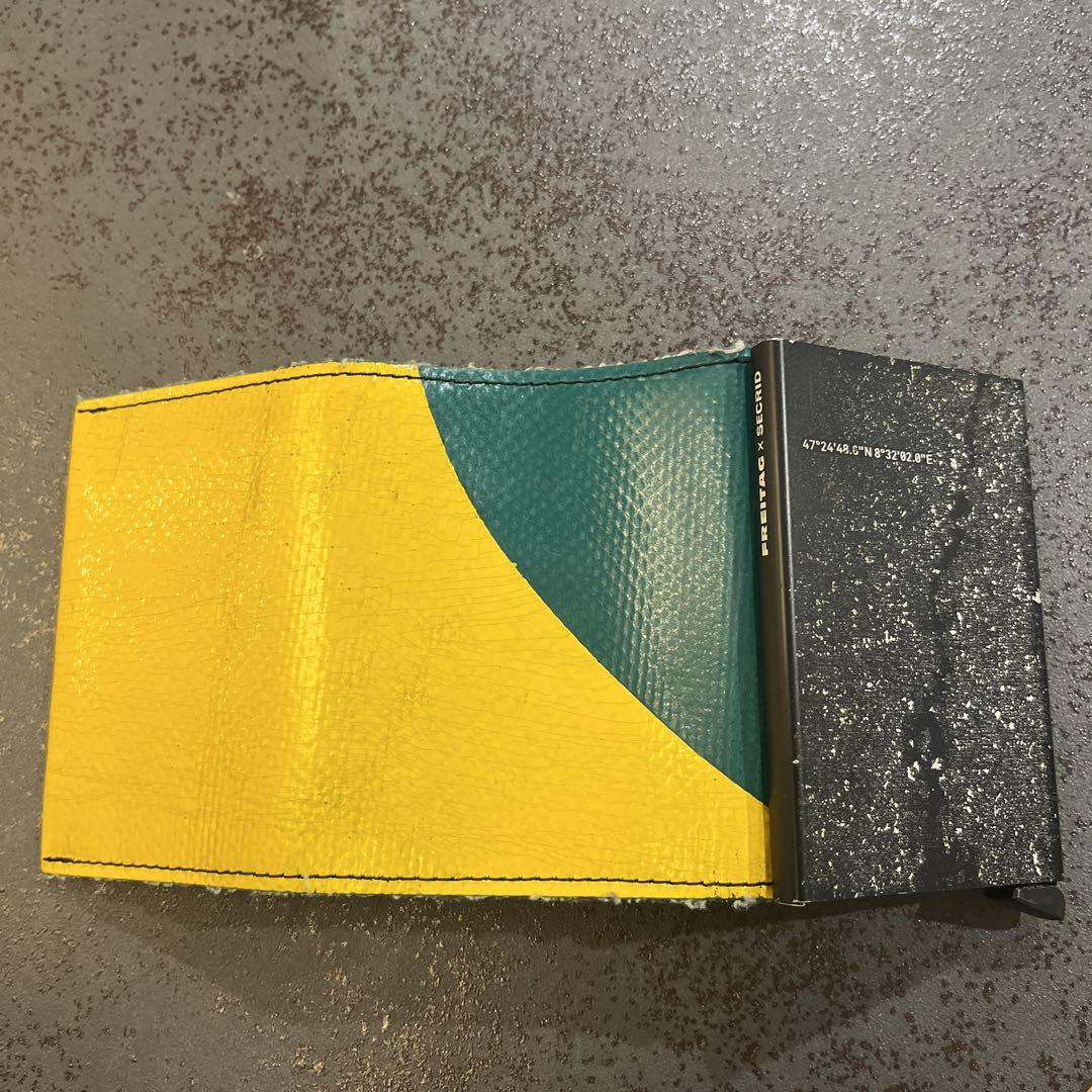 FREITAG 三つ折り財布 イエロー/グリーン