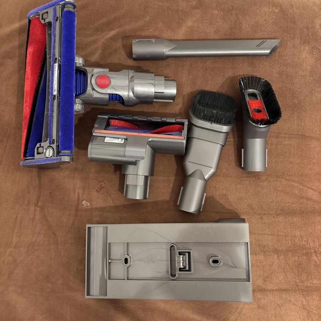 【動作品】　ダイソン　V11 Fluffy SV14 メンテナンス済み