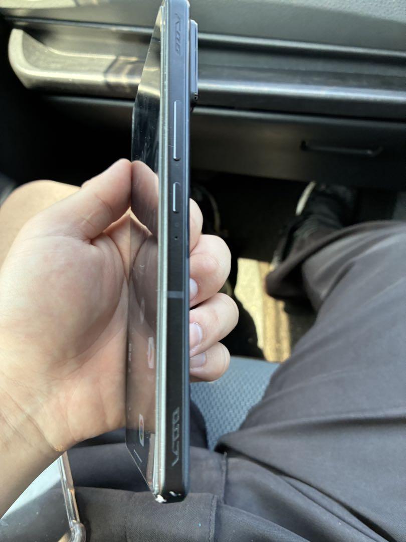 傷、画面割れありROG Phone 8 16GB 256GB SIMフリー - メルカリ