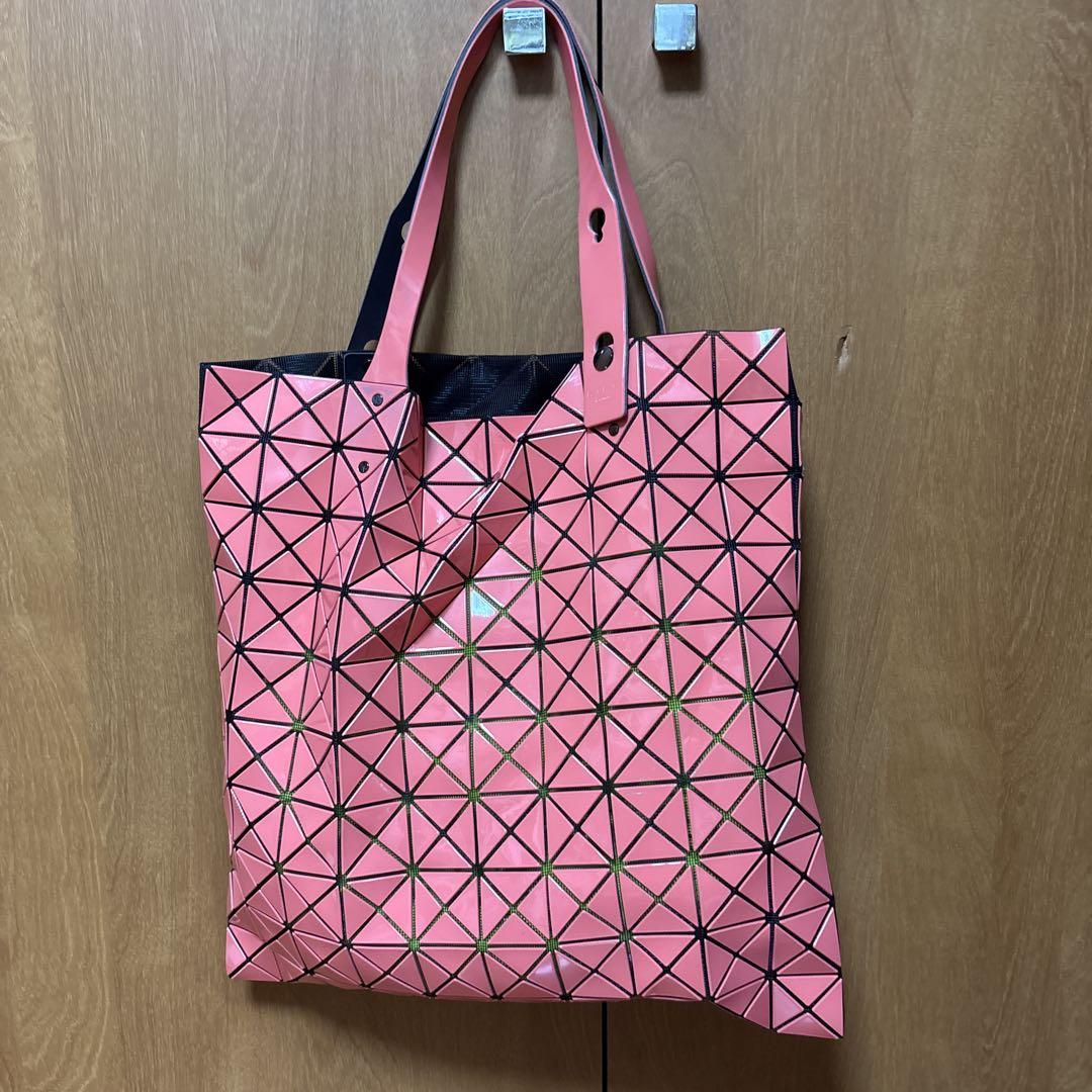 ISSEY MIYAKE ピンクバッグ