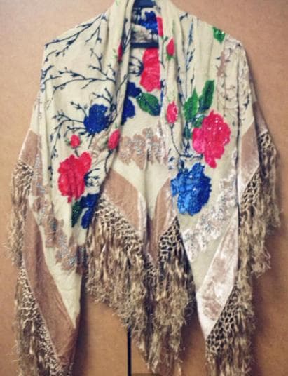 花柄刺繍フリンジストール