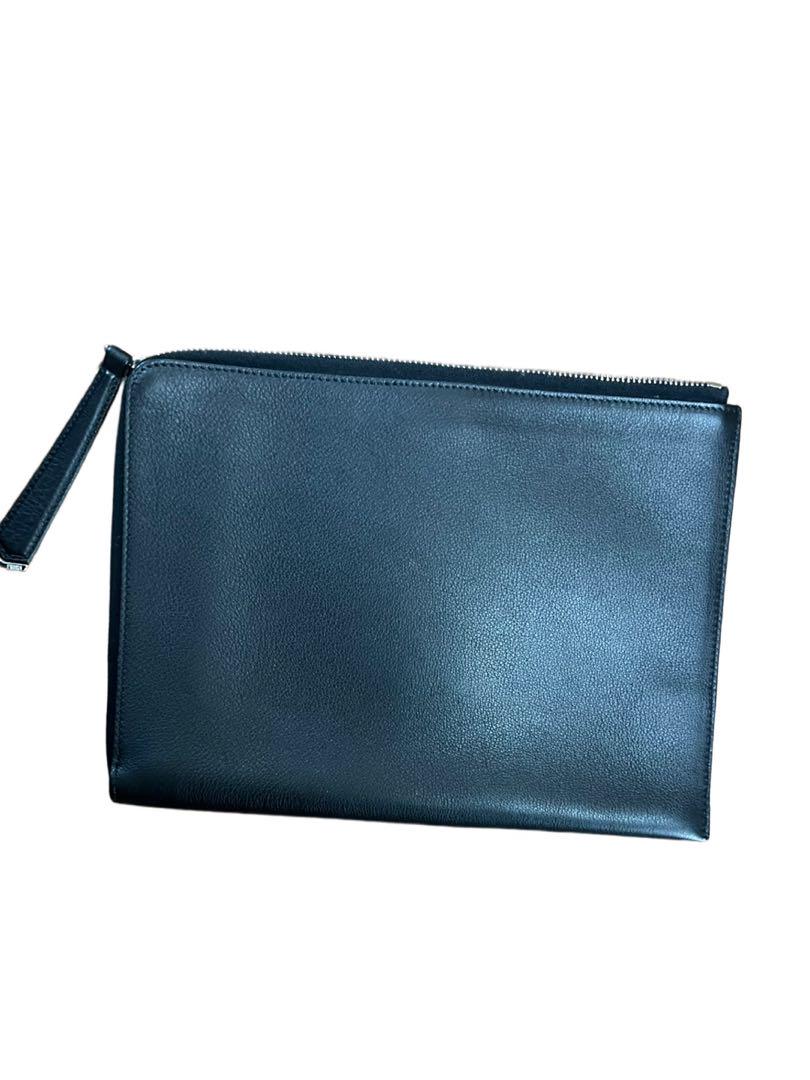 FENDI ライトバルブモチーフ